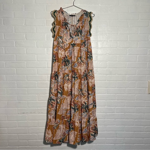 jacquie the label Dresses & Skirts - Jacquie the Label Womens Maxi Dress Long Palm Designs Tropical Print Medium